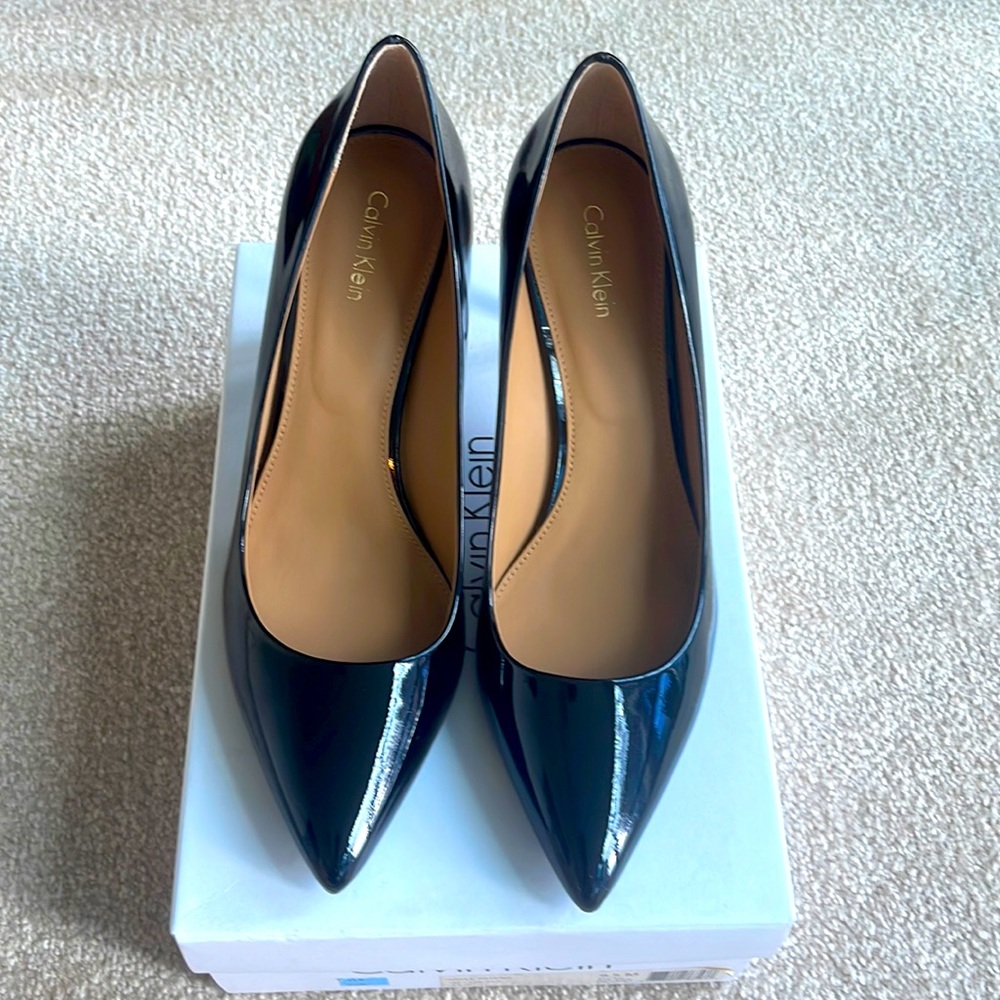 Brand new Calvin Klein Gayle Patent Black Pumps